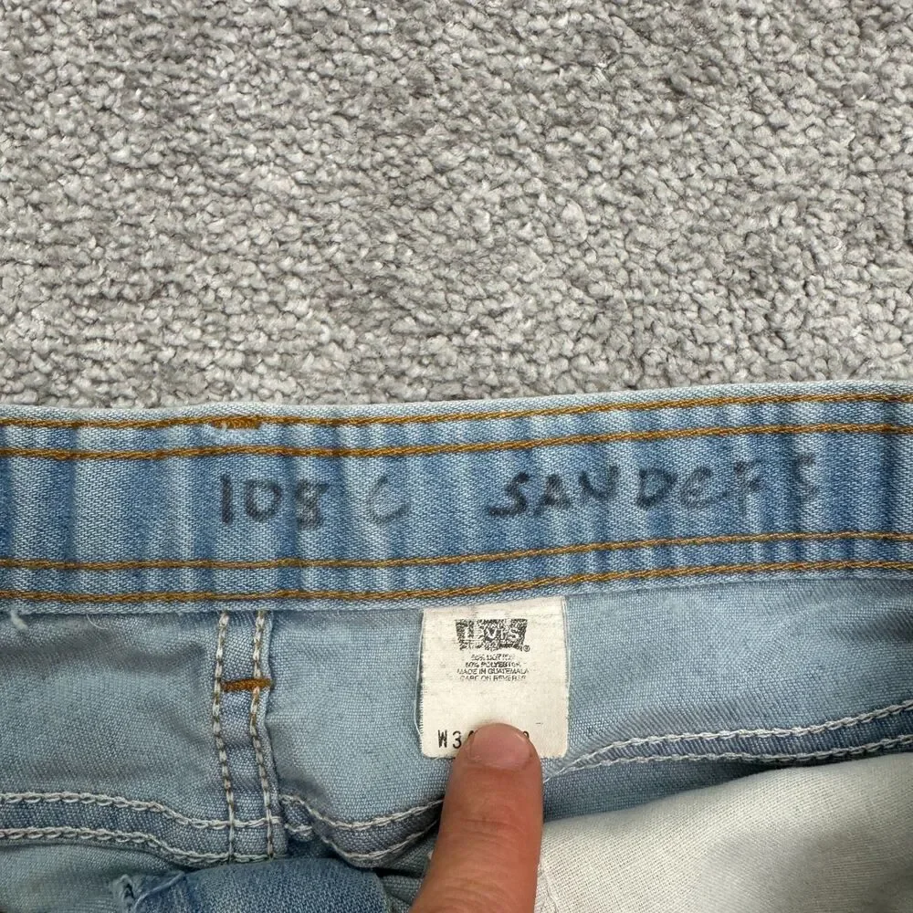 Levi's Vintage Y2K 2001 Light Wash Crop Denim Jeans Mens 34x30 Straight Leg